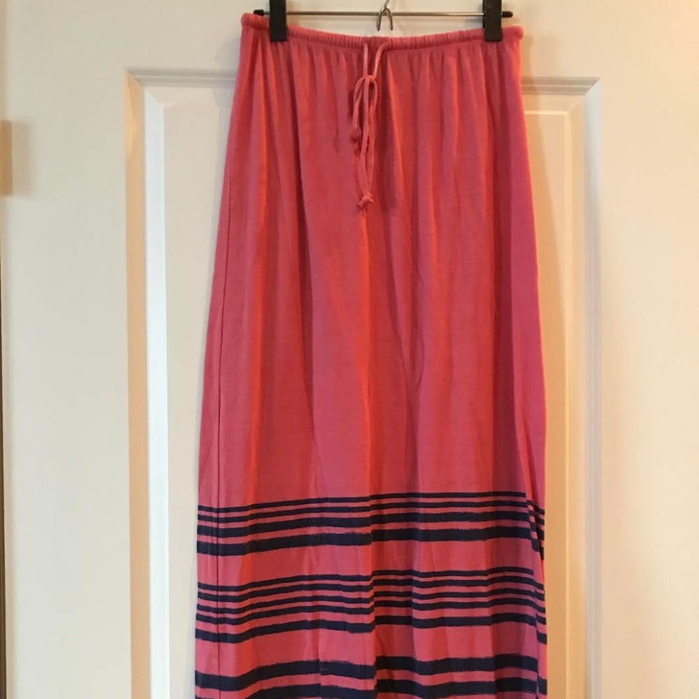 C&C California maxi skirt size medium